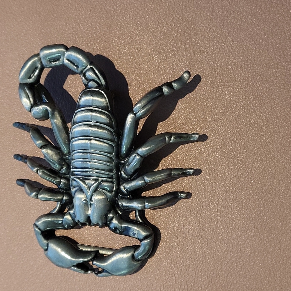 Scorpion belt buckle